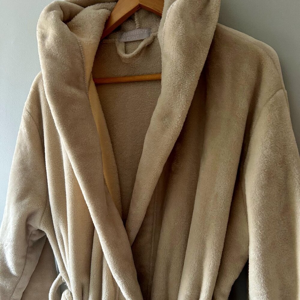 Summer Rose Plush Robe - Size L/XL